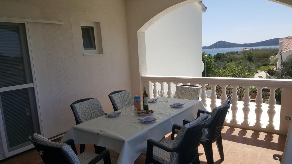 וודיצה Adria Sun Apartments מראה חיצוני תמונה