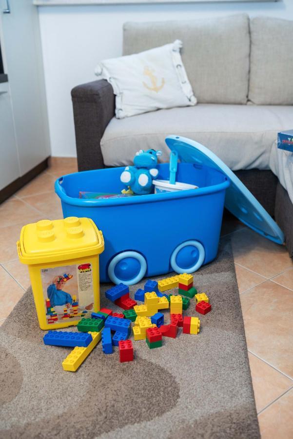 וודיצה Adria Sun Apartments מראה חיצוני תמונה