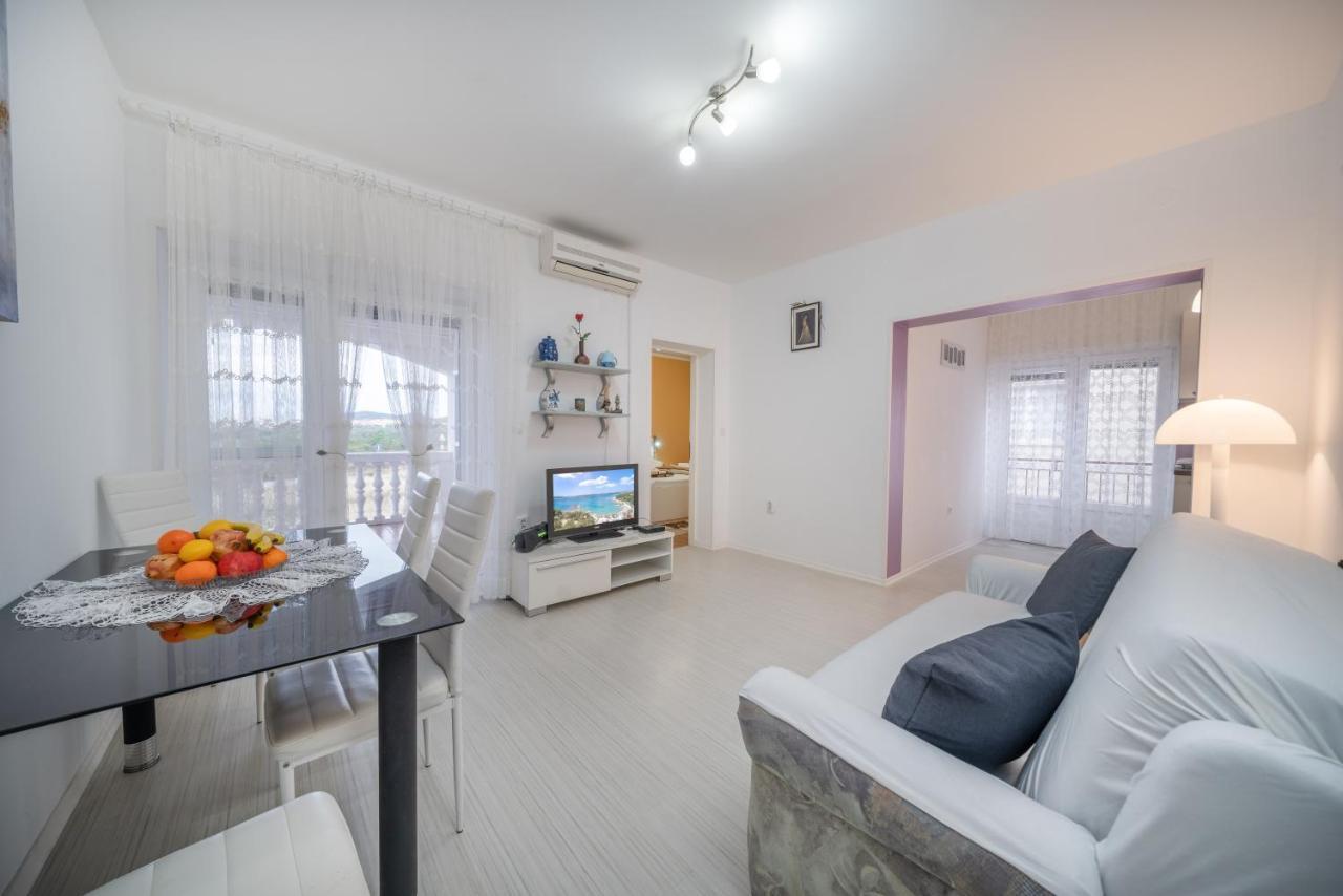 וודיצה Adria Sun Apartments מראה חיצוני תמונה