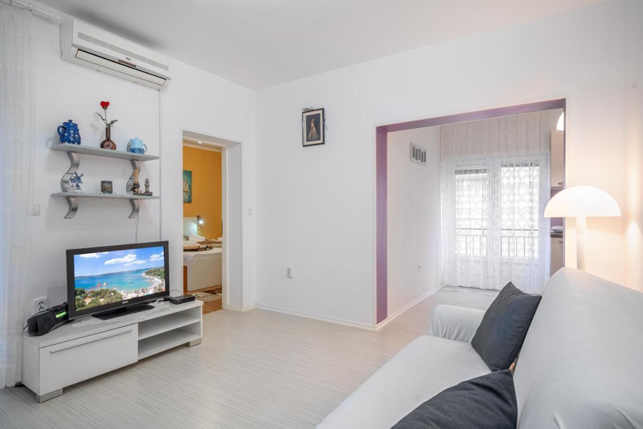 וודיצה Adria Sun Apartments מראה חיצוני תמונה